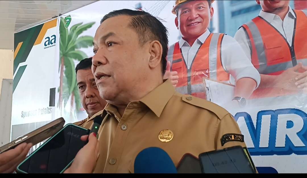 RRI.co.id - Pemprov Riau Salurkan Rp3 Miliar Untuk Korban Bencana